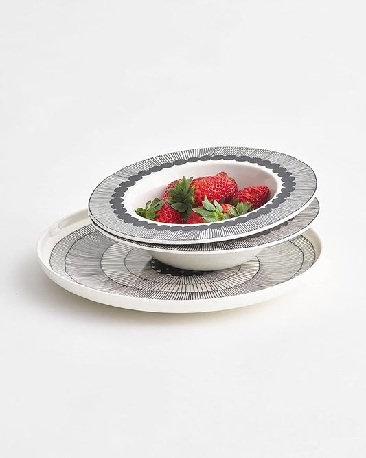 MARIMEKKO Oiva Siirtolapuutarha Dinner Plate — Refine Your Kitchen Décor with Our Iconic Black & White Stoneware — Stylish White Porcelain Dinner Plates to Elevate Your Dining Experience (10”)