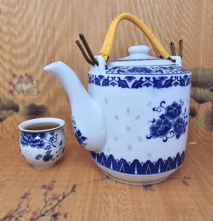Large Teapot Blue and White Porcelain Tea Pot 6 Cup Store 64 Ounce China, Coffee Pot (64)