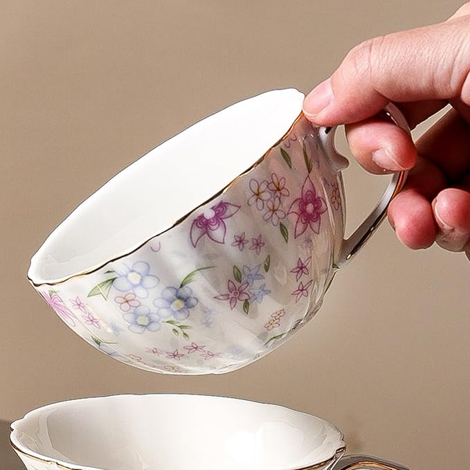 Bone China teacups,Vintage flower Pattern Espresso Teacups and Saucers,ceramic Coffee Mug Set & tea cups for women,about 7 oz(200 ml), Style01