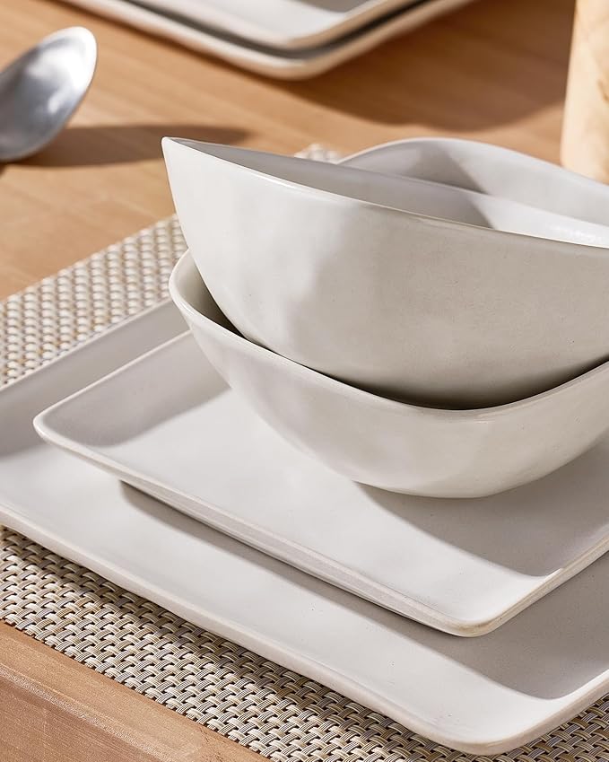 Famiware Dinnerware Sets for 4, Ocean Square 12-Piece Kitchen Plates and Bowls Sets, Microwave and Dishwasher Safe, Scratch Resistant, Matte White