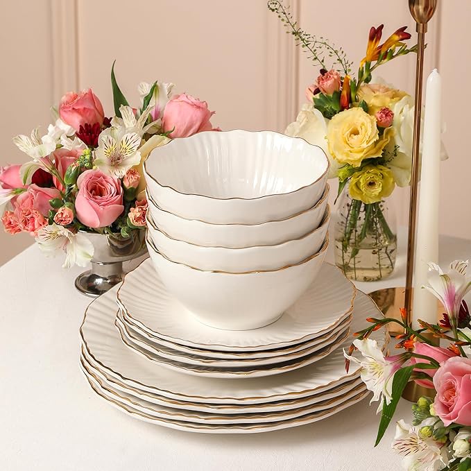 Christian Siriano Zinnia Porcelain Dinnerware Set, 12-Piece Plates and Bowls Set, White and Gold Dish Set for 4, Scalloped Edge, Hand Wash Only