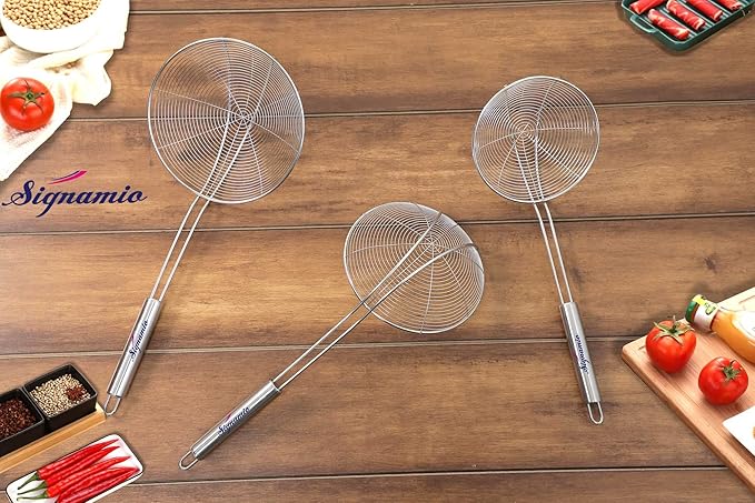 Diameter 14 cm Stainless Steel Deep Fry Net Spoon Oil Strainer for Kitchen - Frying Spoon for Puri & Poori Strainer Kitchen Utensil for Frying, Cooking & Straining Tool Steel Handle