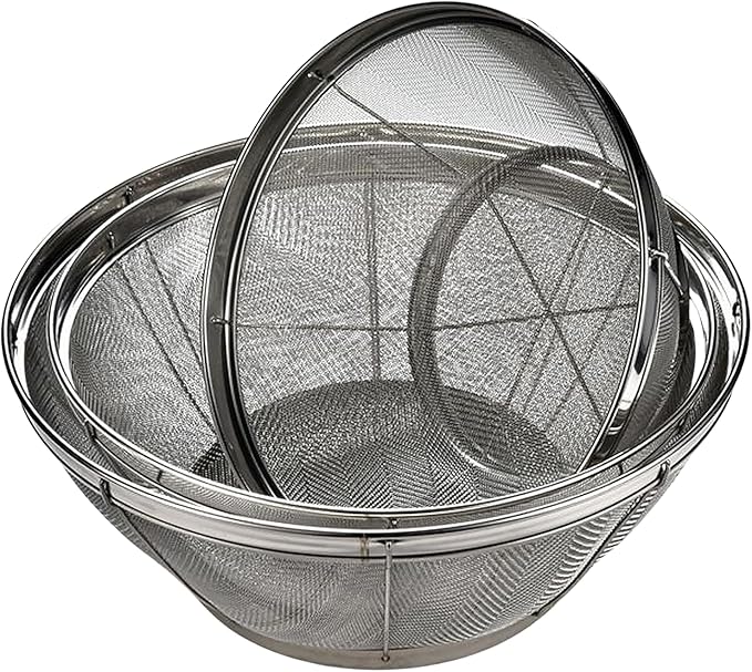 Fine Mesh Colander for Kitchen, 4 Quart Stainless Steel Strainer Bowl for Pasta, Rice, Fruit, Metal Net Baskets with Resting Base - Strain, Drain, Rinse