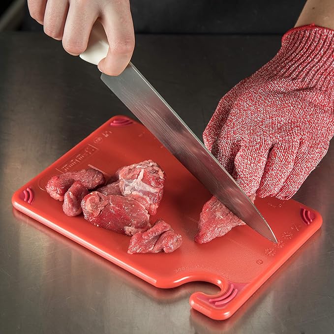 San Jamar Saf-T-Grip Plastic Cutting Board with Safety Hook, 6" x 9" x 0.375", Red, (Pack of 6)