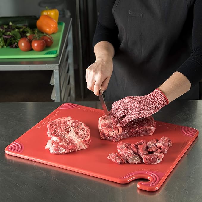 San Jamar Saf-T-Grip Plastic Cutting Board with Safety Hook, 15" x 20" x 0.5", Red, (Pack of 6)