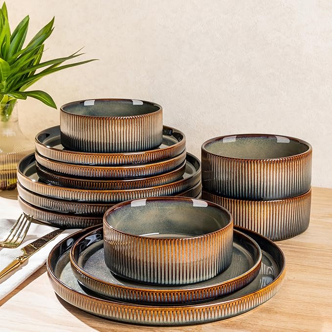 TheTerra Ceramic Dinnerware Sets for 4, 12 Pieces Porcelain Lightweight Speckled Plates and Bowls Sets, Scratch Resistant Dish Set, Oven & Microwave & Dishwasher Safe, Brown