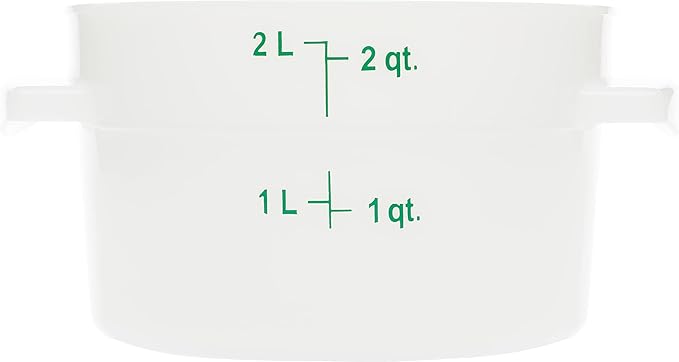 Carlisle FoodService Products Storplus Round Food Storage Container with Stackable Design for Catering, Buffets, Restaurants, Polyethylene (Pe), 2 Quart, White