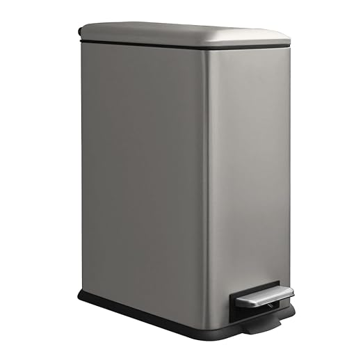 8 Gallon Slim Kitchen Trash Can, Rectangular Trash Can with Removal Inner Bucket and Soft-Close Lid, Foot Pedal, Stainless Steel Garbage Can 30 Liter, Grey