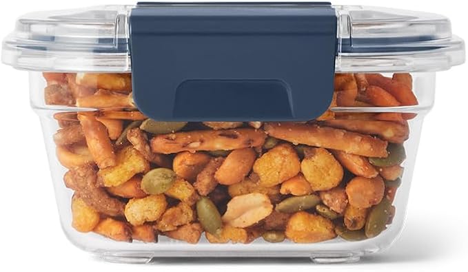 YETI Plastic Food Storage Container, BPA Free, Locking & Airtight Lid, Microwave, Freezer, and Dishwasher Safe, Leak-Proof, Cooler and Thin Ice Compatible