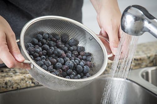 Tablecraft 2.5 Quart Colander with Handles, Stainless Steel