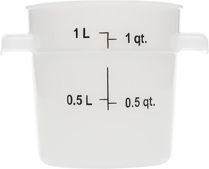 Carlisle FoodService Products Storplus Round Food Storage Container with Stackable Design for Catering, Buffets, Restaurants, Polyethylene (Pe), 1 Quart, White