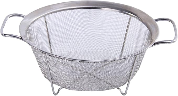 Stainless Steel Mesh Colander Strainer Basket, 4 Quart Fine Mesh Net Colander with Heavy Duty Handles & Wide Rim & Resting Feet for Strain, Drain, Rinse, Fry, Steam or Cook Vegetables & Pasta