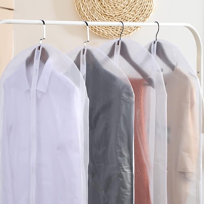 Amylove 100 Pcs 24'' x 32'' Clear Garment Bags Full Zipper Suit Bags Lightweight Clothes Cover for Hanging PEVA Protectors Breathable Dust Cover Plastic