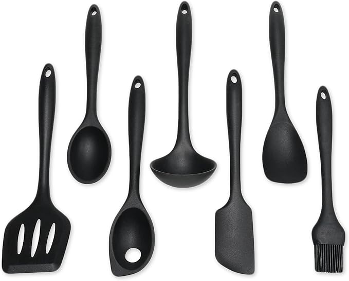 Chef Craft - Premium Silicone Kitchen Tools and Utensils Set, Non-Scratch, Withstands Temperatures up to 450°F, BPA-Free, 7 Piece Cooking Utensils Set, Black