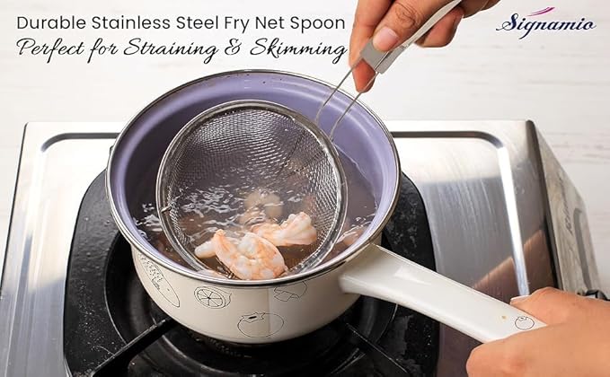 Diameter 14 cm Stainless Steel Deep Fry Net Spoon Oil Strainer for Kitchen - Frying Spoon for Puri & Poori Strainer Kitchen Utensil for Frying, Cooking & Straining Tool Wood Handle
