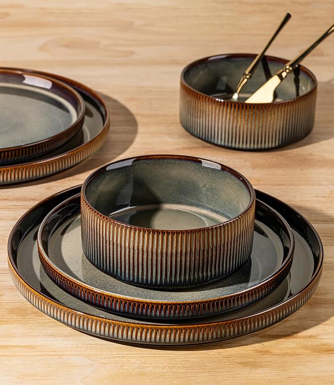 TheTerra Ceramic Dinnerware Sets for 4, 12 Pieces Porcelain Lightweight Speckled Plates and Bowls Sets, Scratch Resistant Dish Set, Oven & Microwave & Dishwasher Safe, Brown