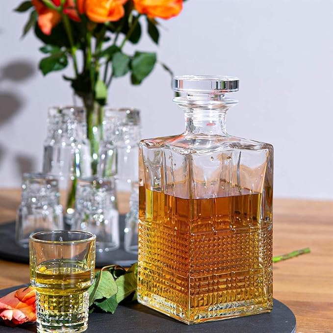 Bormioli Rocco Bartender Novecento Stackable 7-Piece Liquor Set, Includes 1 Decanter and 6 Shot Glasses for Liquor and Spirits, Clear
