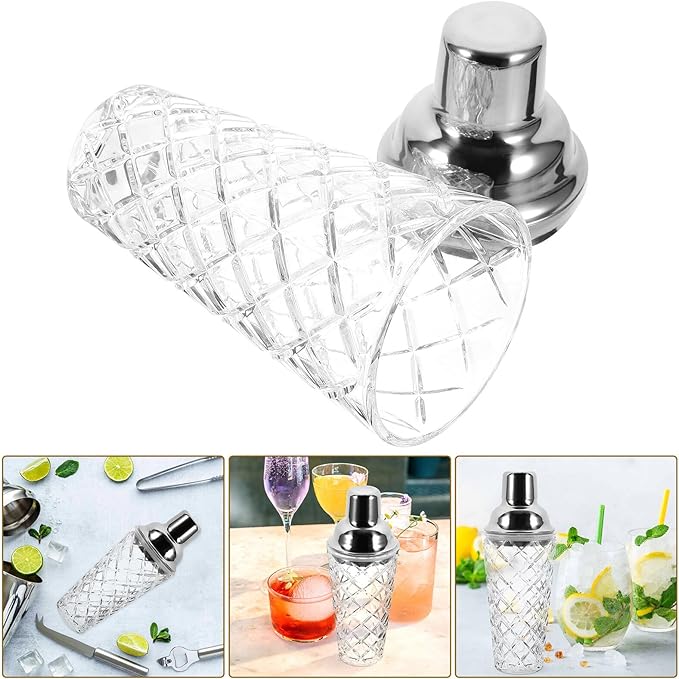 Glass Cocktail Shaker with Stainless Steel Lid Transparent Hand Shaker for Mixing Cocktails Milk Tea and Beverages Bar Tool with Stylish Pineapple Texture Cap for Home Bartenders