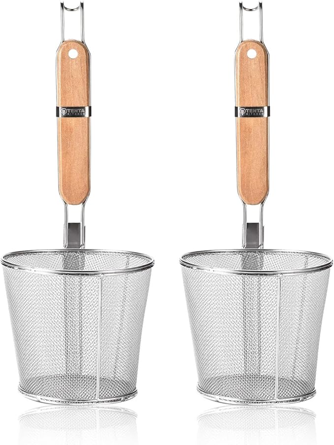2 Pieces Pasta Strainer Basket Stainless Steel Fine mesh Pasta Strainer Basket with Wooden Handle Good For Boiling Food Spaghetti Dumpling (Dia 5.5inch/14cm)