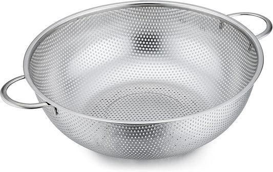 P&P CHEF Stainless Steel Colander, Micro-Perforated Food Strainer with Handle for Washing Draining, Great for Pasta Fruits Vegetables, Dishwasher Safe & Healthy, 5 Qt, 1Pc