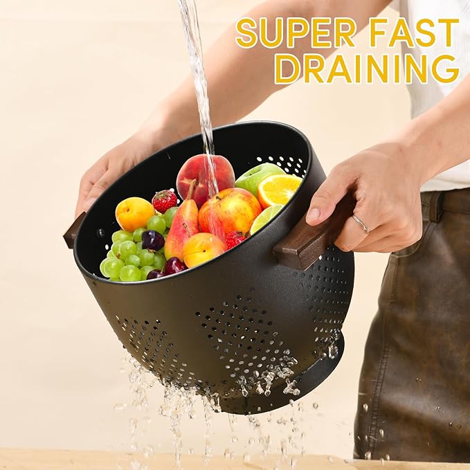 Metal Colander with Wood Handle & Self-Draining Base | 5.8QT Large Pasta Strainer for Kitchen | Scratch-Resistant Powder Coated Steel Basket for Vegetables, Fruit, Berries (Matte Black)