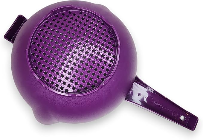 Tupperware 2 Quart Colander Strainer with Handle in Purple