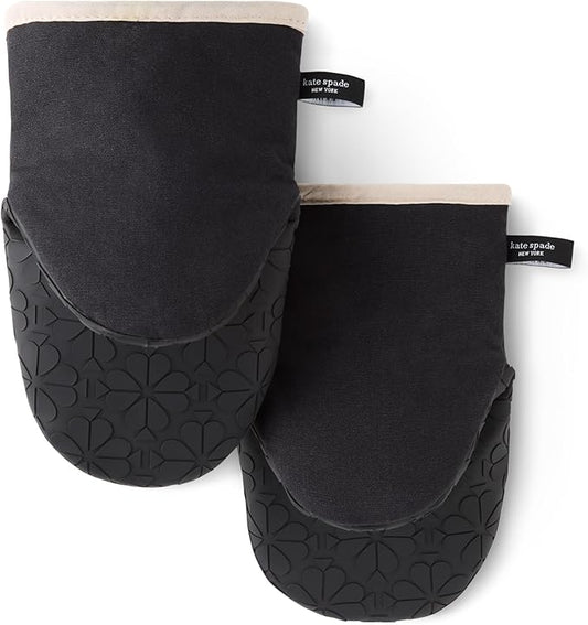 Kate Spade New York Spade Flower Soft Silicone Mini Oven Mitt 2-Pack Set, Heat Resistant, Flexible Non-Slip Silicone Grip, Black/Ivory, 5.5"X8"