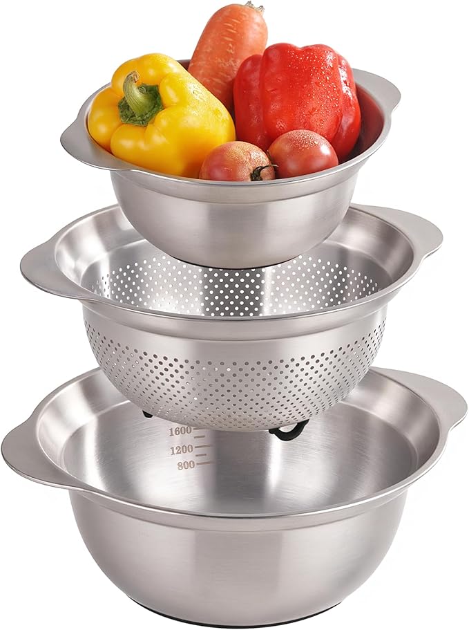 Colander and Mixing Bowls Black
