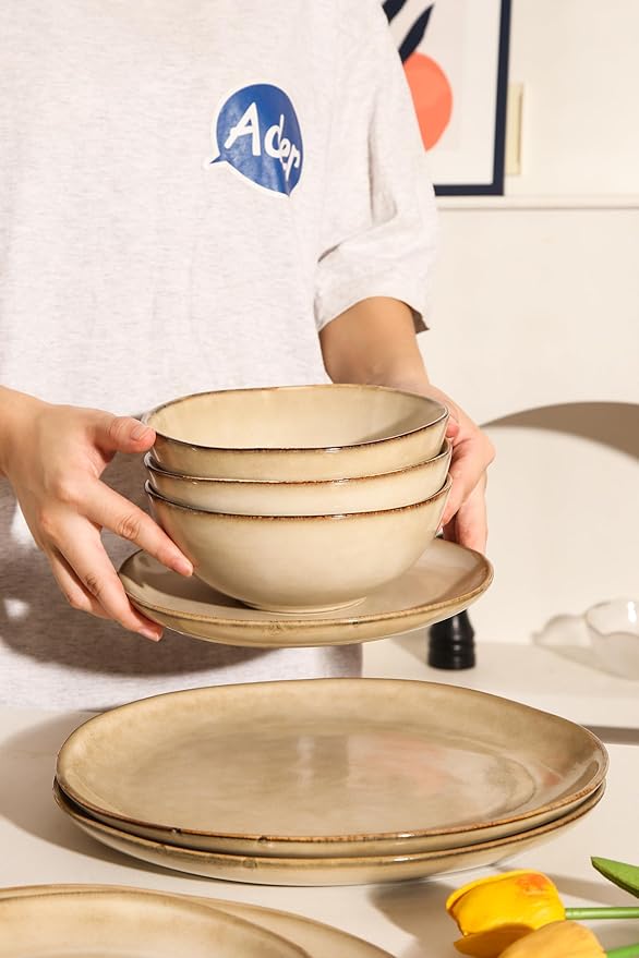 Decosignature 12-Piece Stoneware Dinnerware Set for 4 (Cream)