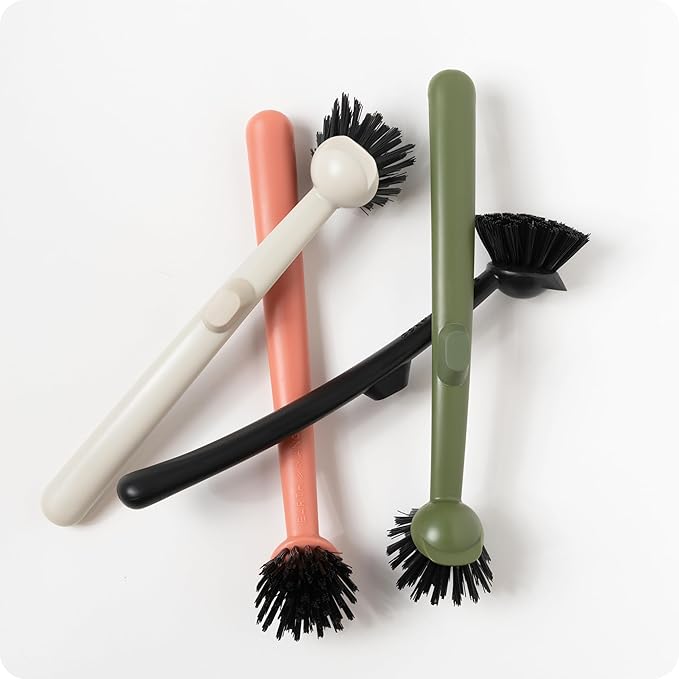 Earth & Mango Magnetic Dish Brush – Dish Scrubber with Built-in Scraper – Snaps to Sink, Dries Fast, Declutters Your Counter (Terracotta Clay)