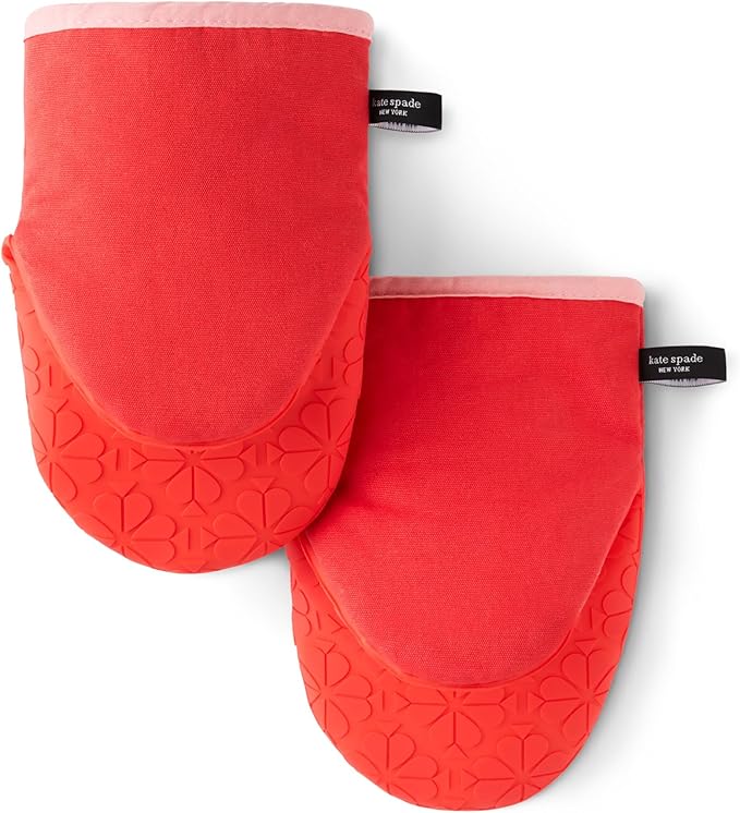 Kate Spade New York Spade Flower Soft Silicone Mini Oven Mitt 2-Pack Set, Heat Resistant, Flexible Non-Slip Silicone Grip, Red/Pink, 5.5"X8"