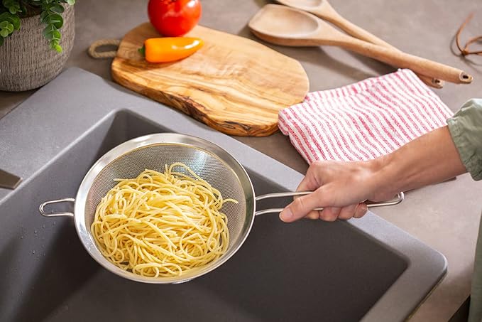 Chef Craft Select Mesh Strainer, 8 inch diameter, Stainless Steel