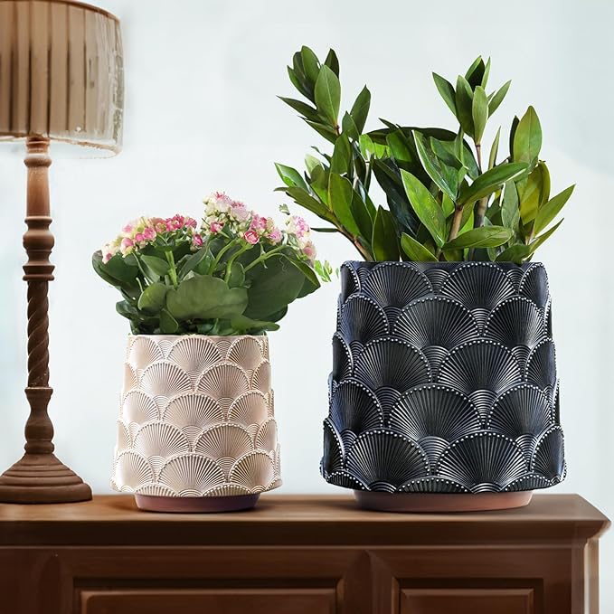GUGUGO 8 Inch Pearl Beige Scale Planter, Cute Unique Plant Pot with Drainage, Eclectic Colorful Small Flower Planters Pots for Indoor Plants, Rainbow Funny Succulent Gardening Pot Gifts
