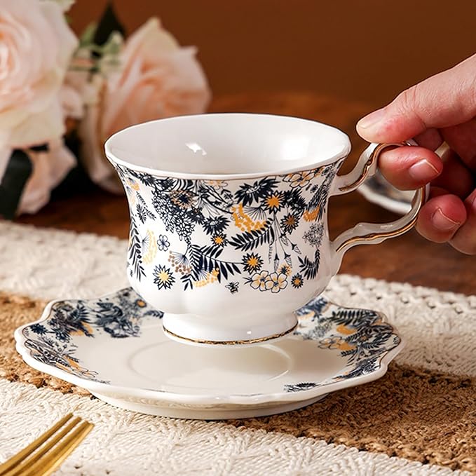 Elegant Retro Ceramic Tea Cups and Saucers Ceramic Coffee Mugs Tea Party Sets 8.45oz/260ml Colorful Flowers