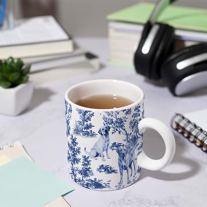Labrador Blue French Toile Mug, Labradors Lover Gifts for Women, Blue Chinoiserie Toile Coffee Cup for Labrador Mom, Dog Lovers Tea Coffee Mug Birthday Gifts for Dog Owners, 11oz