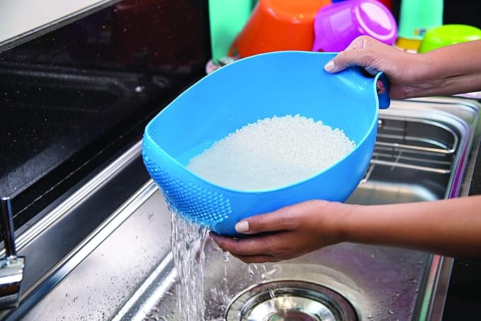 Mintra Home Rice Colander (Red) - Strainer, Lightweight, for cleaning rice, beans, fruit and vegetables 9.5x13x7