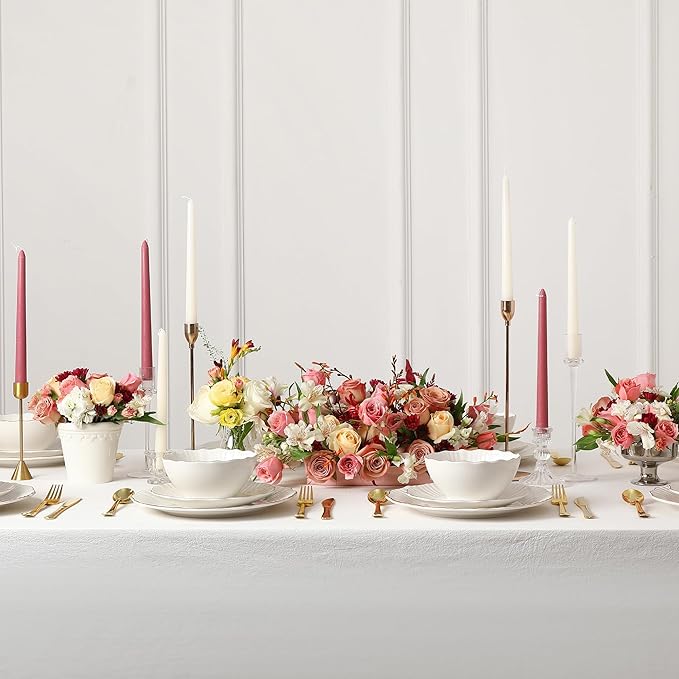 Christian Siriano Zinnia Porcelain Dinnerware Set, 24-Piece Plates and Bowls Set, White and Gold Dish Set for 8, Scalloped Edge, Hand Wash Only