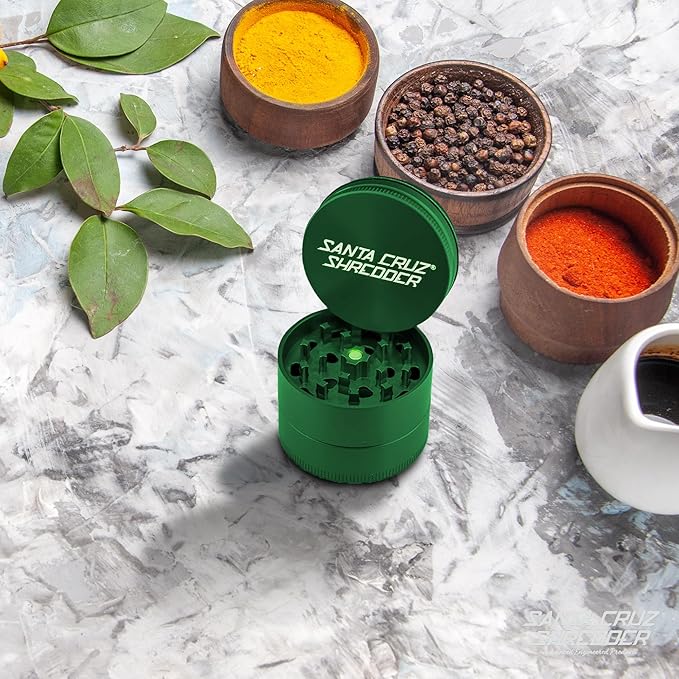 Santa Cruz Shredder Spice Grinder 3 Piece Medium 2 1/8" Superior Grip and Aluminium (Green)