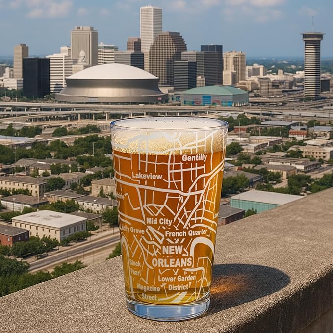 Greenline Goods – New Orleans, LA Map Pint Beer Glasses (Set of 2), 16 oz – Etched Wrap Design
