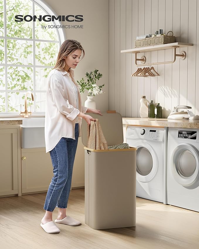 SONGMICS Laundry Hamper with Lid, Large Laundry Basket, 23.8 Gallons (90L), Removable Mesh Liner, Bamboo Handles, Collapsible, 16.5 x 12.6 x 27.8 Inches, Camel Brown ULCB509N01