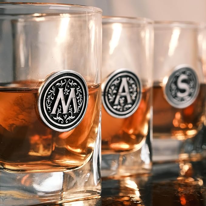 Personalized Whiskey Glass with Metal Initial – 10.5oz Premium Rocks Glass for Bourbon Scotch – Custom Engraved Letter Gift for Men Dad Groomsmen
