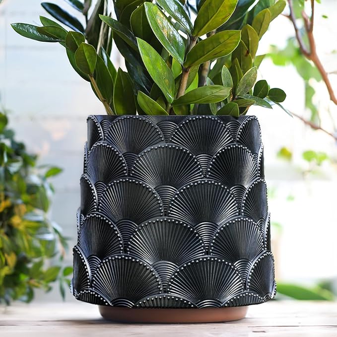 GUGUGO 8 Inch Pearl Black Scale Planter, Cute Unique Plant Pot with Drainage, Eclectic Colorful Small Flower Planters Pots for Indoor Plants, Rainbow Funny Succulent Gardening Pot Gifts