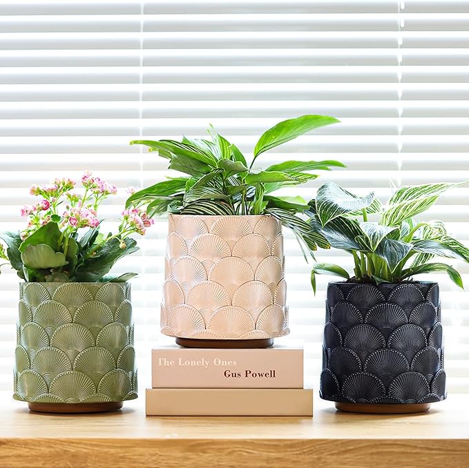 GUGUGO Pearl Black Scale Planter, Cute Unique Plant Pot with Drainage, Eclectic Colorful Small Flower Planters Pots for Indoor & Outdoor Plants, Rainbow Funny Succulent Gardening Pot Gifts