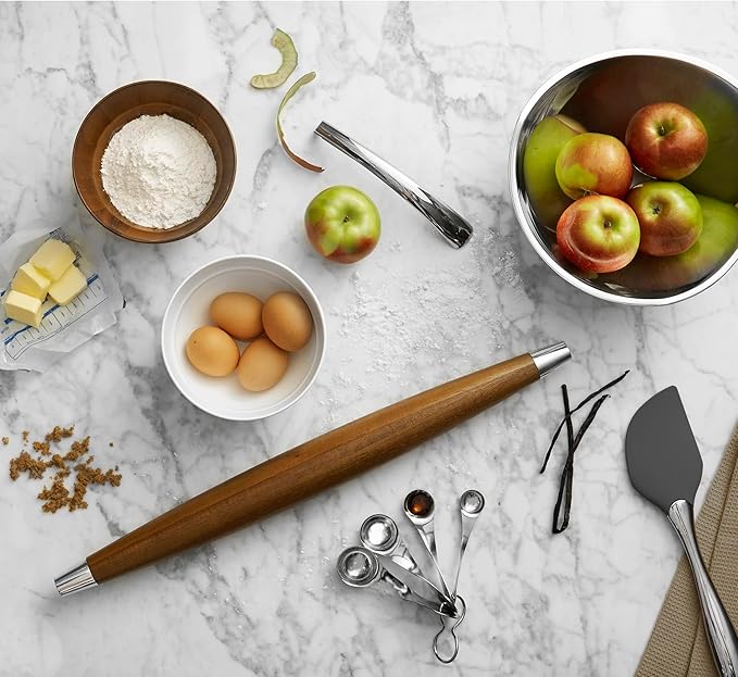 Nambé Alvaro Uribe Measuring Spoon Set – 4 Stainless Steel Spoons with Artistic Twisted Handles, Metric & Standard Markings, Rust-Resistant Easy-Clean Utensils for Cooking & Baking Precision