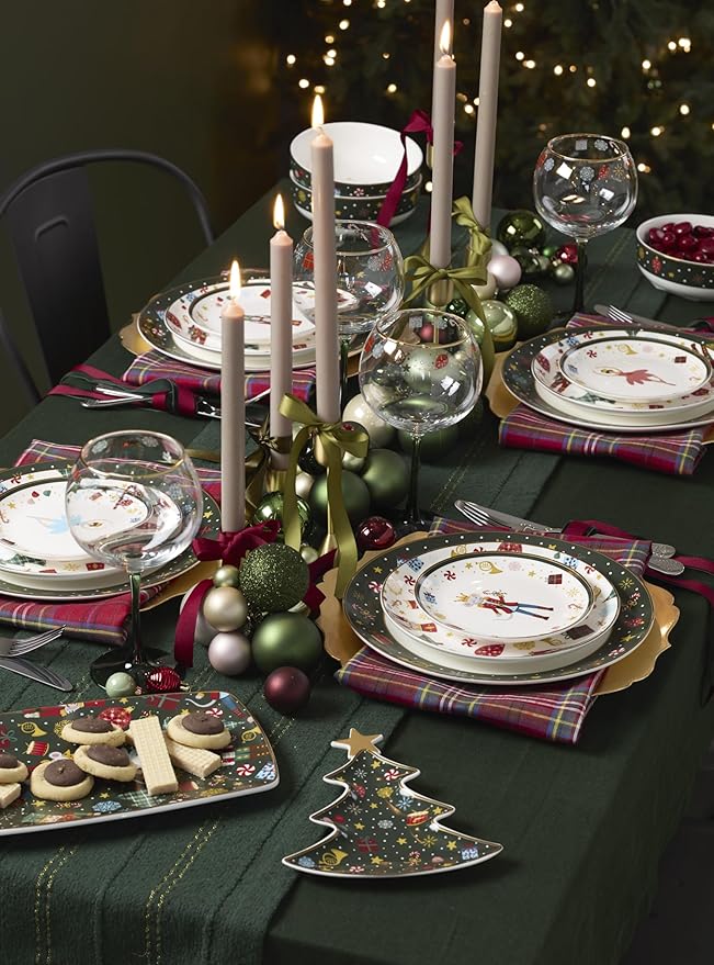 Lenox Dinnerware Set, Nutcracker Ballet Accent Plates, Service for 4 Porcelain Dinnerware, Microwave & Dishwasher Safe, Pasta, Salad and Dinner, Nutcracker Christmas Accent Plates (Assorted, 4 Piece)