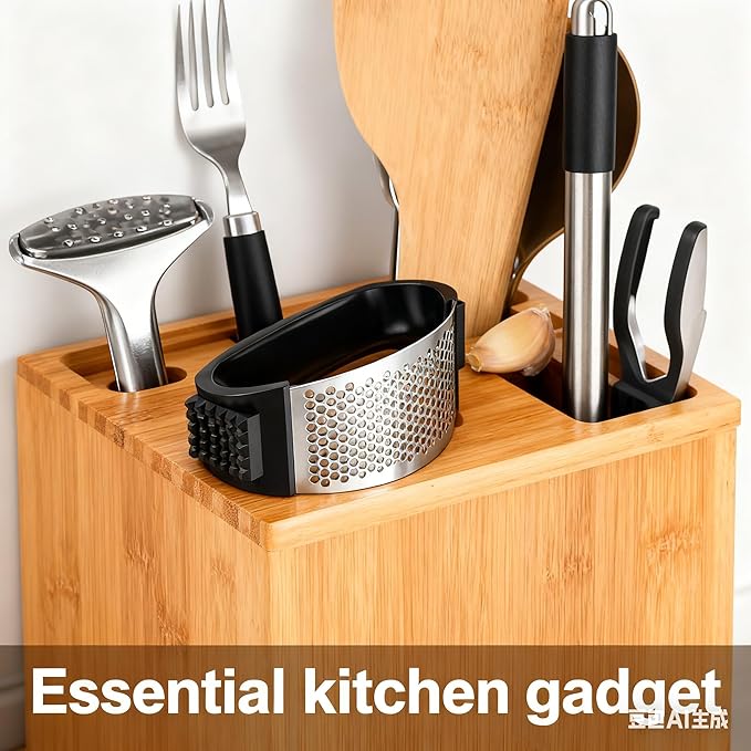 Stainless Steel Garlic Press Rocker, Portable Kitchen Essential, Ergonomic Handle Design, Easy Mincing Crusher, Dishwasher Safe Fresh Garlic Tool