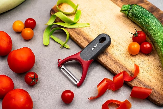 Zyliss Soft Skin Y Peeler – Ultra-Sharp Stainless Steel Blade for Tomatoes, Peaches & Soft Fruits – Ergonomic Wheatstraw Handle – Built-in Eye Cutter & Safety Cover – Dishwasher Safe