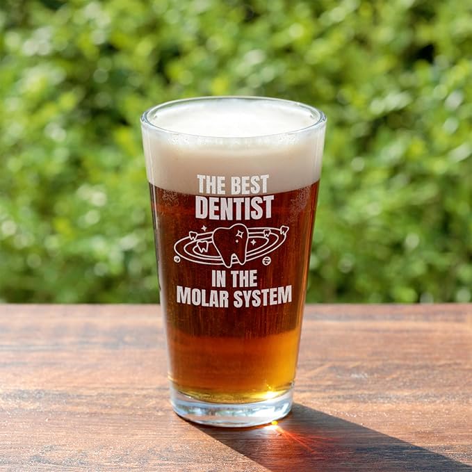 Custom Engraved Beer Glass - Personalized Dentist Gifts, Graduation Gift for Dental Student, Birthday Appreciation Gift for Dentist Assistant Hygienist Medical Graduate (Beer, Dentist)