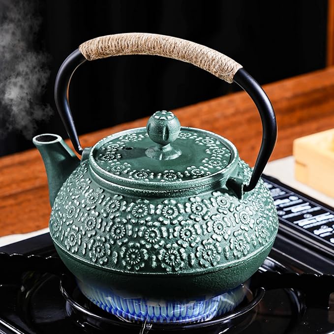 PARACITY Cast Iron Teapot Japanese 30.5 OZ,Tea Kettle Pot for Stove Top,Tea Pot with Stainless Steel Infusers for Loose Tea,Boiling Hot Water Tea, Mothers Day Gifts from Daughter/Son (Green)
