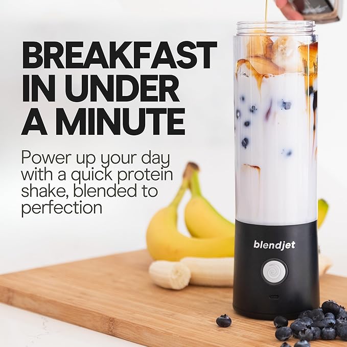BlendJet 2 Portable Blender for Smoothies & Shakes - BlendJet Cordless Personal & Small Blender, USB-C Rechargeable & Self Cleaning - (Red, 20 oz.)